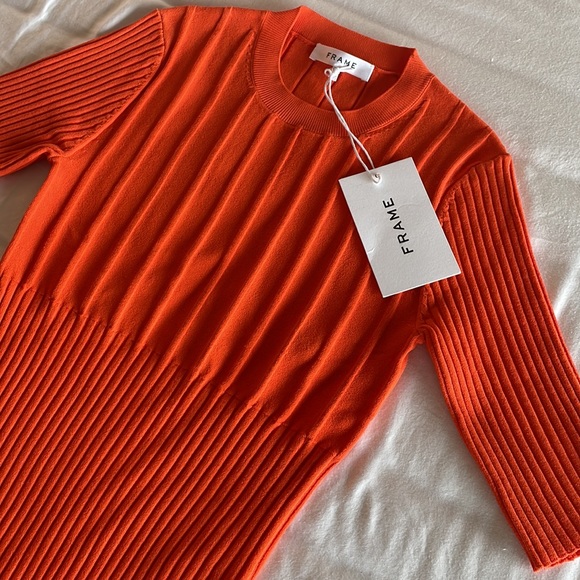 FRAME Trendy Orange Top - Picture 6 of 6